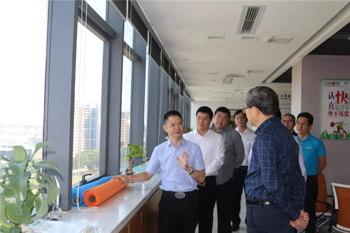 中共贛州市委常委、統(tǒng)戰(zhàn)部長彭業(yè)明等領導一行到訪廣東博皓考察指導-2