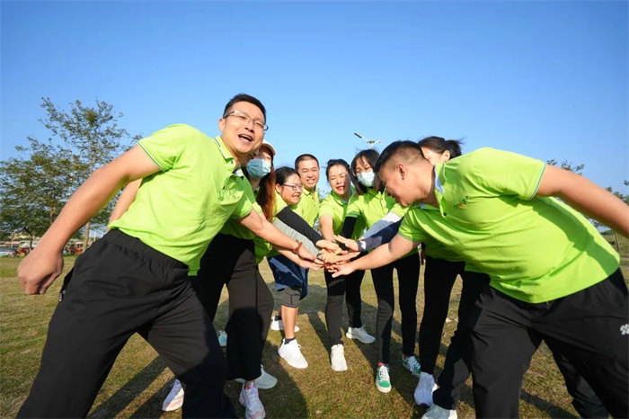 廣東博皓“技?jí)喝盒壅l知曉，賽場(chǎng)風(fēng)云見真曉”第五屆運(yùn)動(dòng)會(huì)    -3