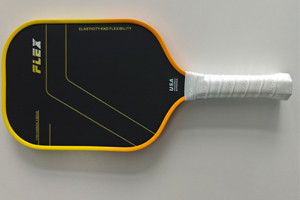 Pickleball匹克球拍 高品質(zhì)碳纖維熱壓一體成型匹克拍競賽拍 專業(yè)比賽用碳纖匹克球拍 Pickleball匹克球拍 高品質(zhì)碳纖維熱壓一體成型匹克拍競賽拍 專業(yè)比賽用碳纖匹克球拍